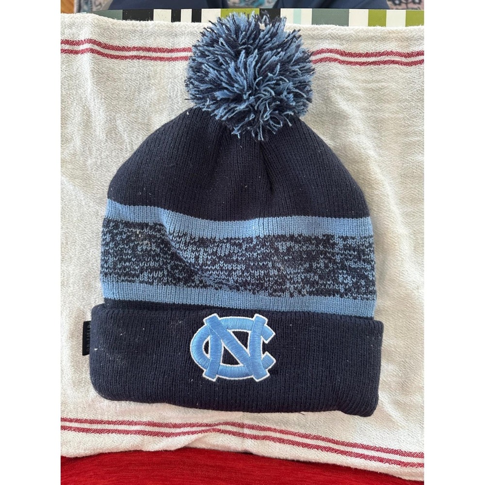 UNC‎ Tar Heels Jordan Brand Knit Pom Beanie Hat Navy Blue